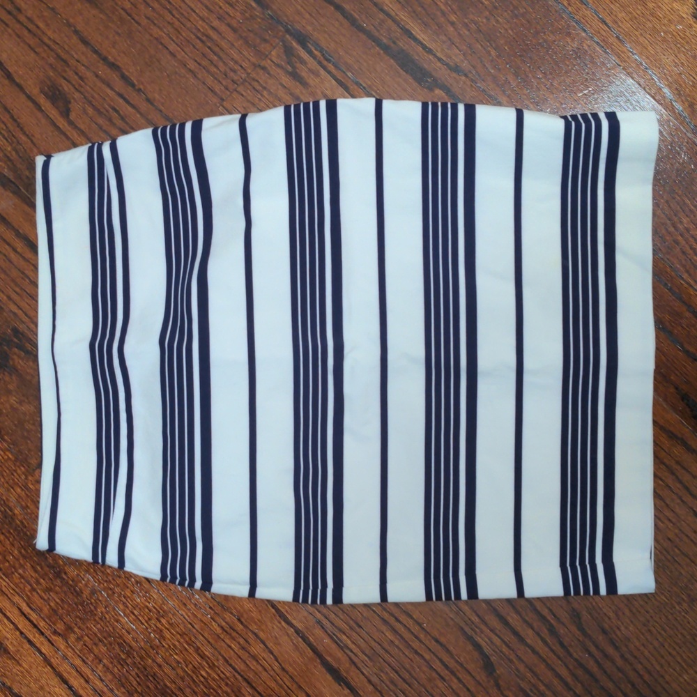 Pencil skirt